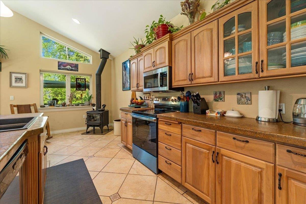 1055 Ladessa Loop, North Pole, AK 99705