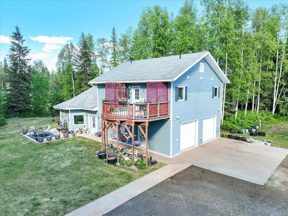 1055 Ladessa Loop, North Pole, AK 99705