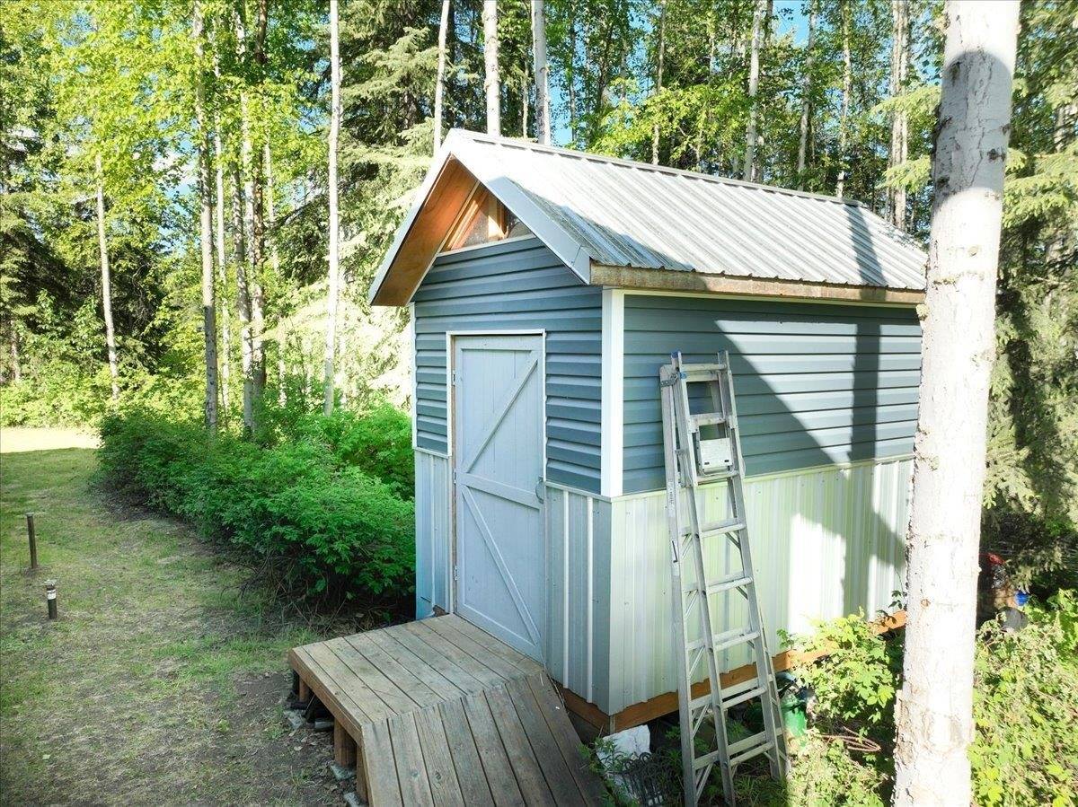 1055 Ladessa Loop, North Pole, AK 99705