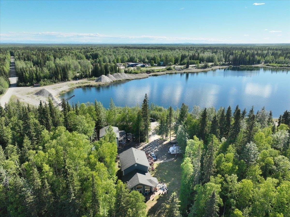 1055 Ladessa Loop, North Pole, AK 99705
