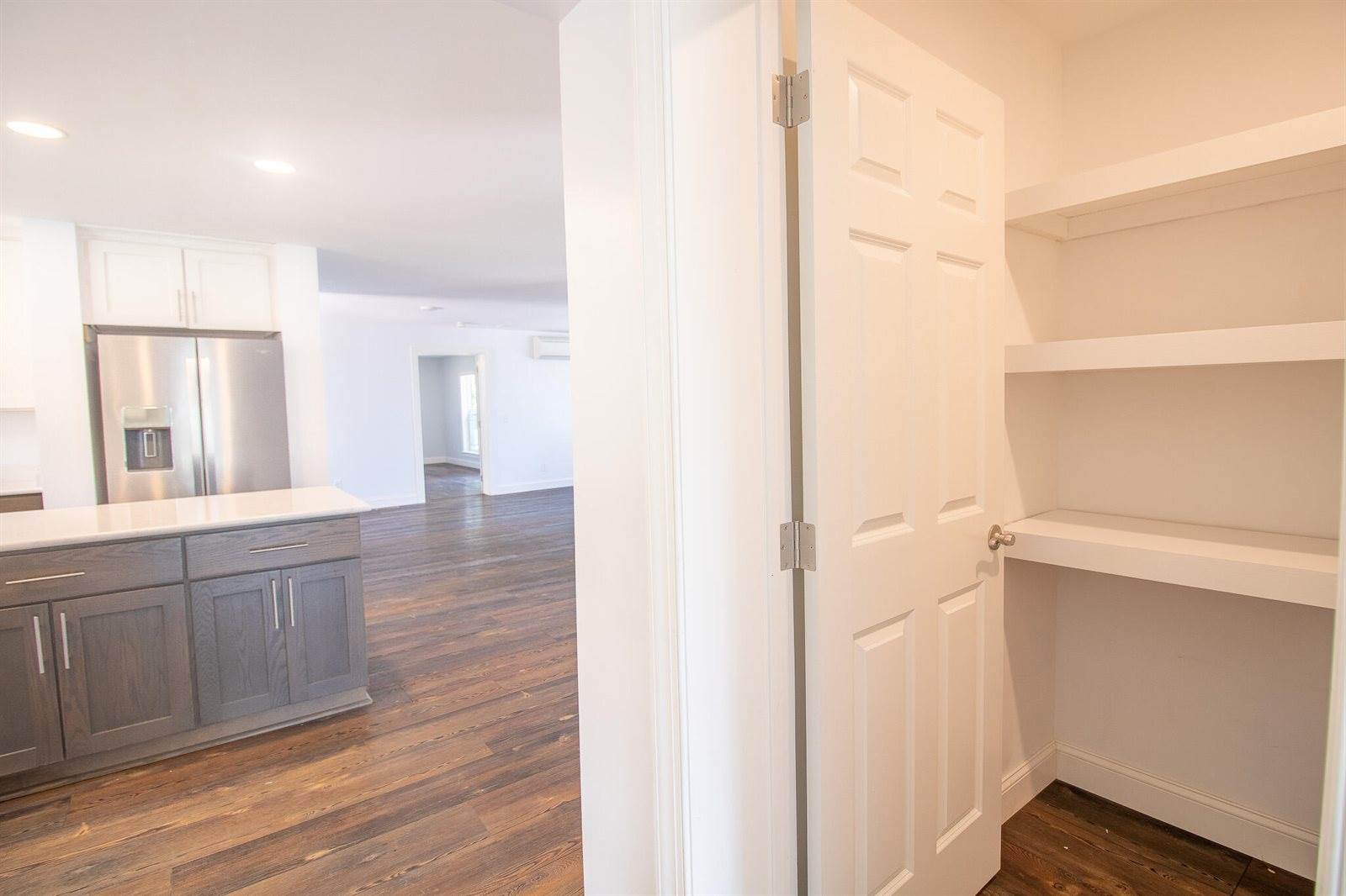 36 Treasure Ln, Deer Isle, ME 04627