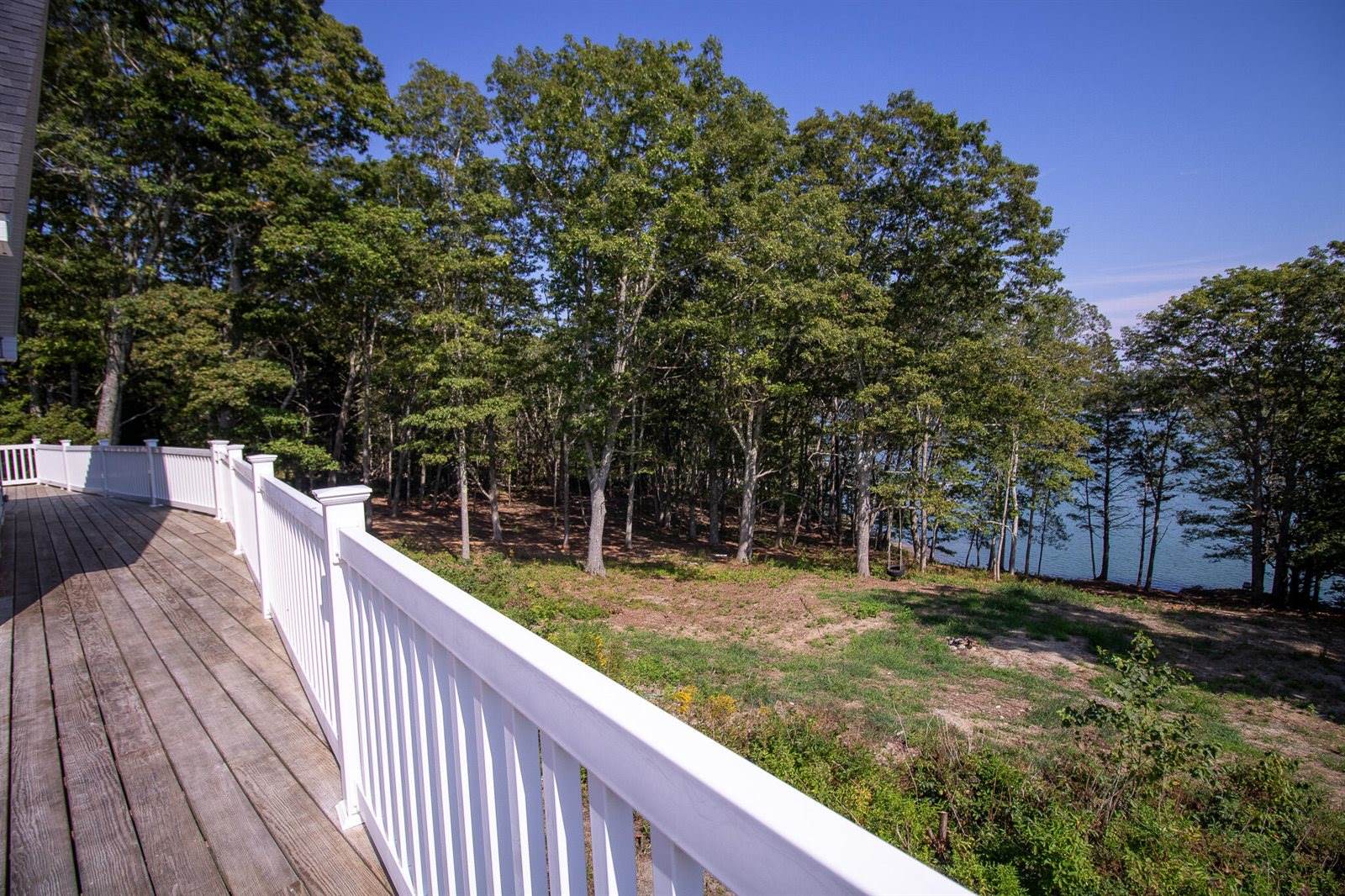 36 Treasure Ln, Deer Isle, ME 04627