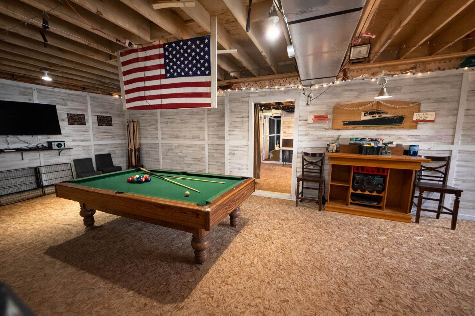 36 Treasure Ln, Deer Isle, ME 04627