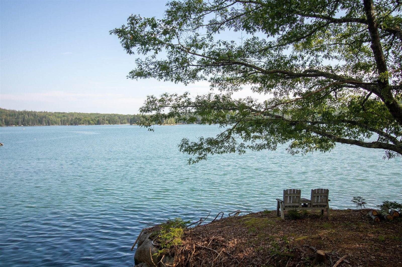 36 Treasure Ln, Deer Isle, ME 04627