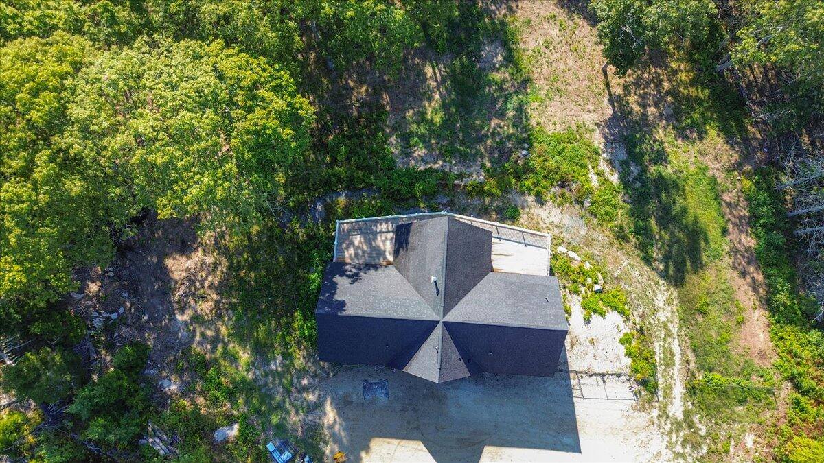 36 Treasure Ln, Deer Isle, ME 04627