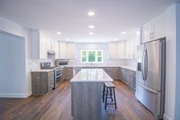 36 Treasure Ln, Deer Isle, ME 04627