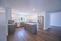 36 Treasure Ln, Deer Isle, ME 04627