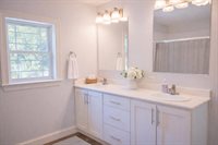 36 Treasure Ln, Deer Isle, ME 04627