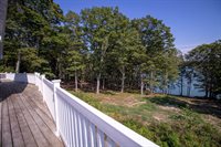 36 Treasure Ln, Deer Isle, ME 04627