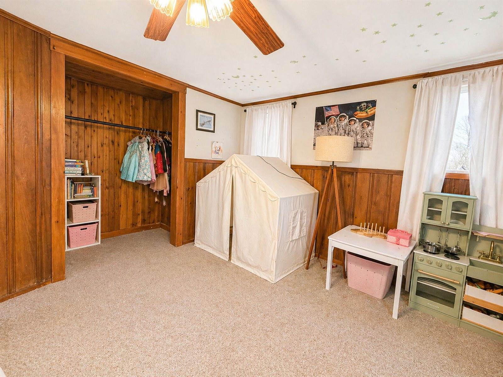 16 Infant Street, Ellsworth, ME 04605