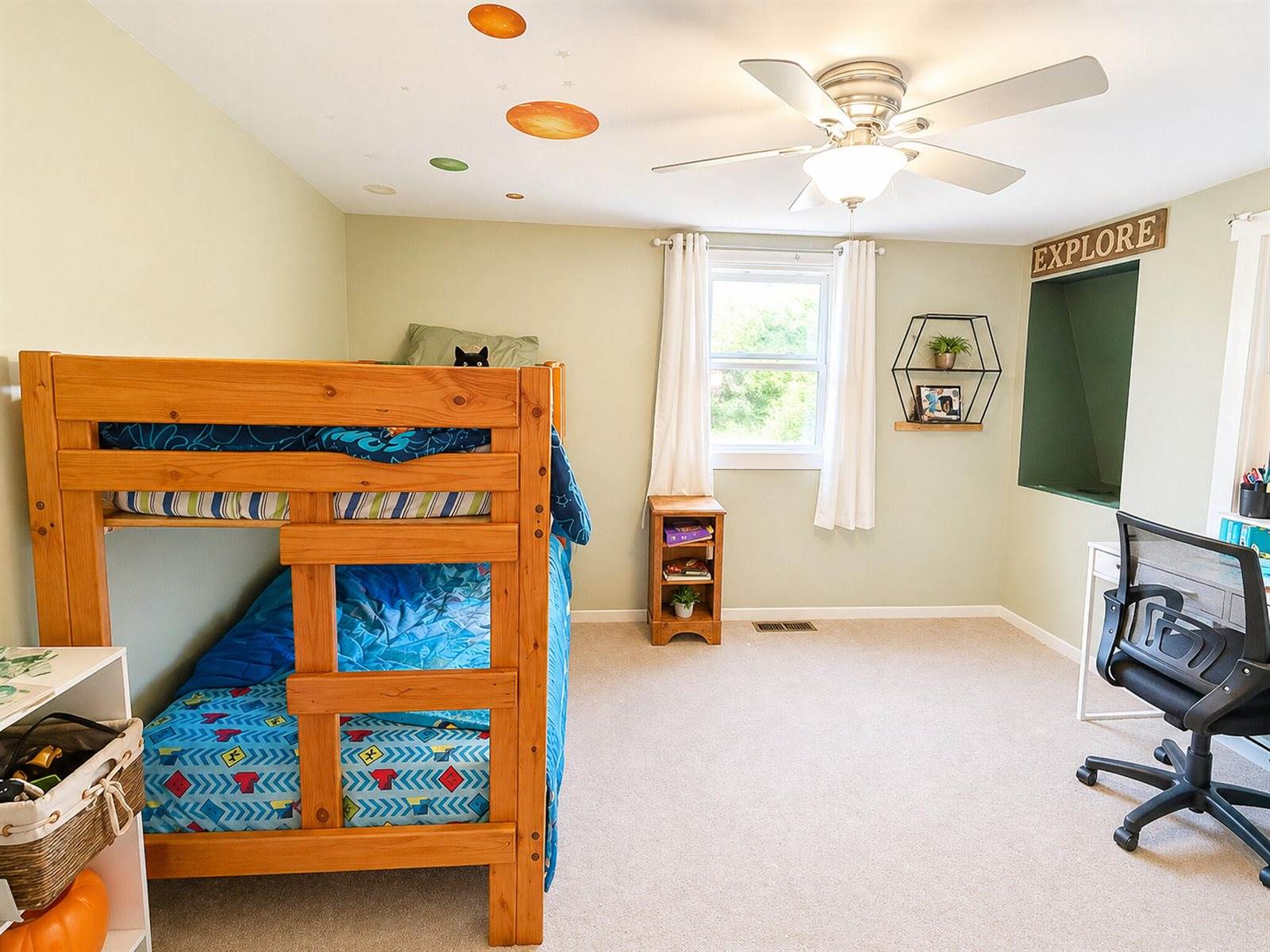 16 Infant Street, Ellsworth, ME 04605
