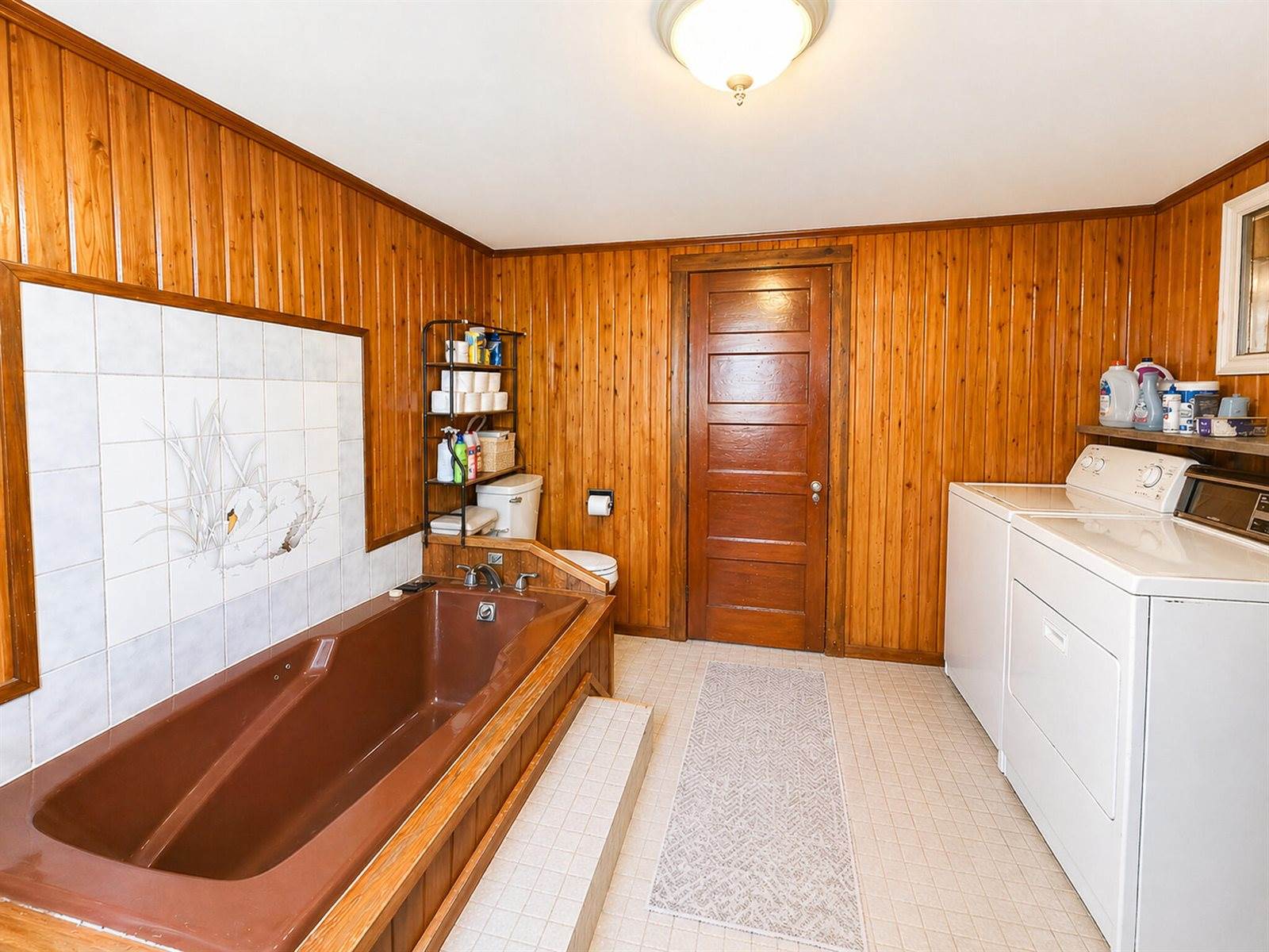 16 Infant Street, Ellsworth, ME 04605
