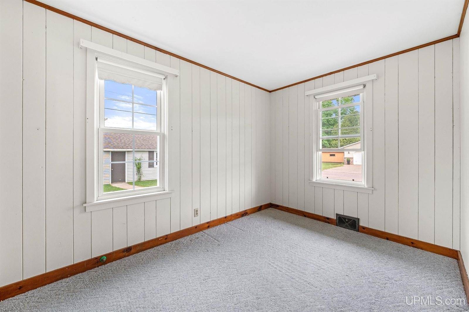 2117 Deer Lake Avenue, Ishpeming, MI 49849