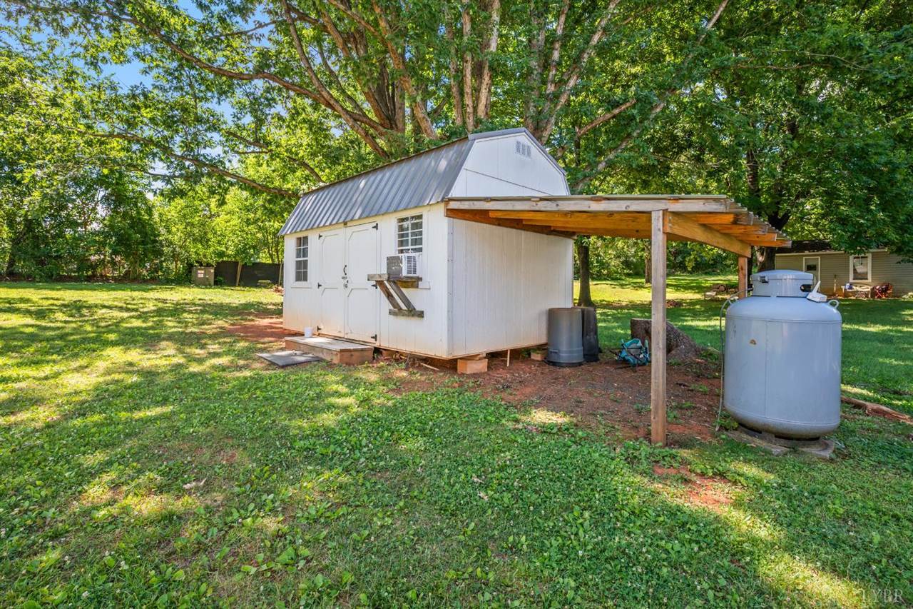 139 Riviera Drive, Concord, VA 24538