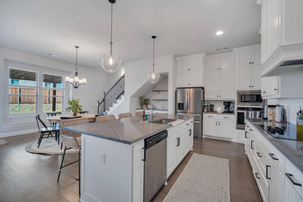 4409 Dandelion Lane, Midlothian, TX 76065