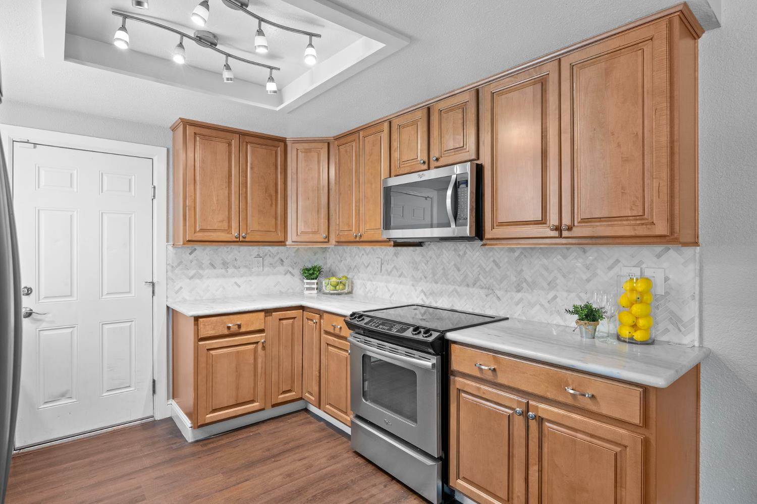 6054 Peoria Drive, Citrus Heights, CA 95621