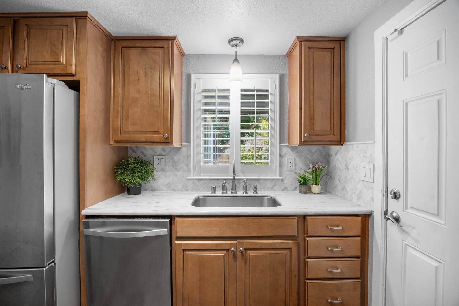 6054 Peoria Drive, Citrus Heights, CA 95621