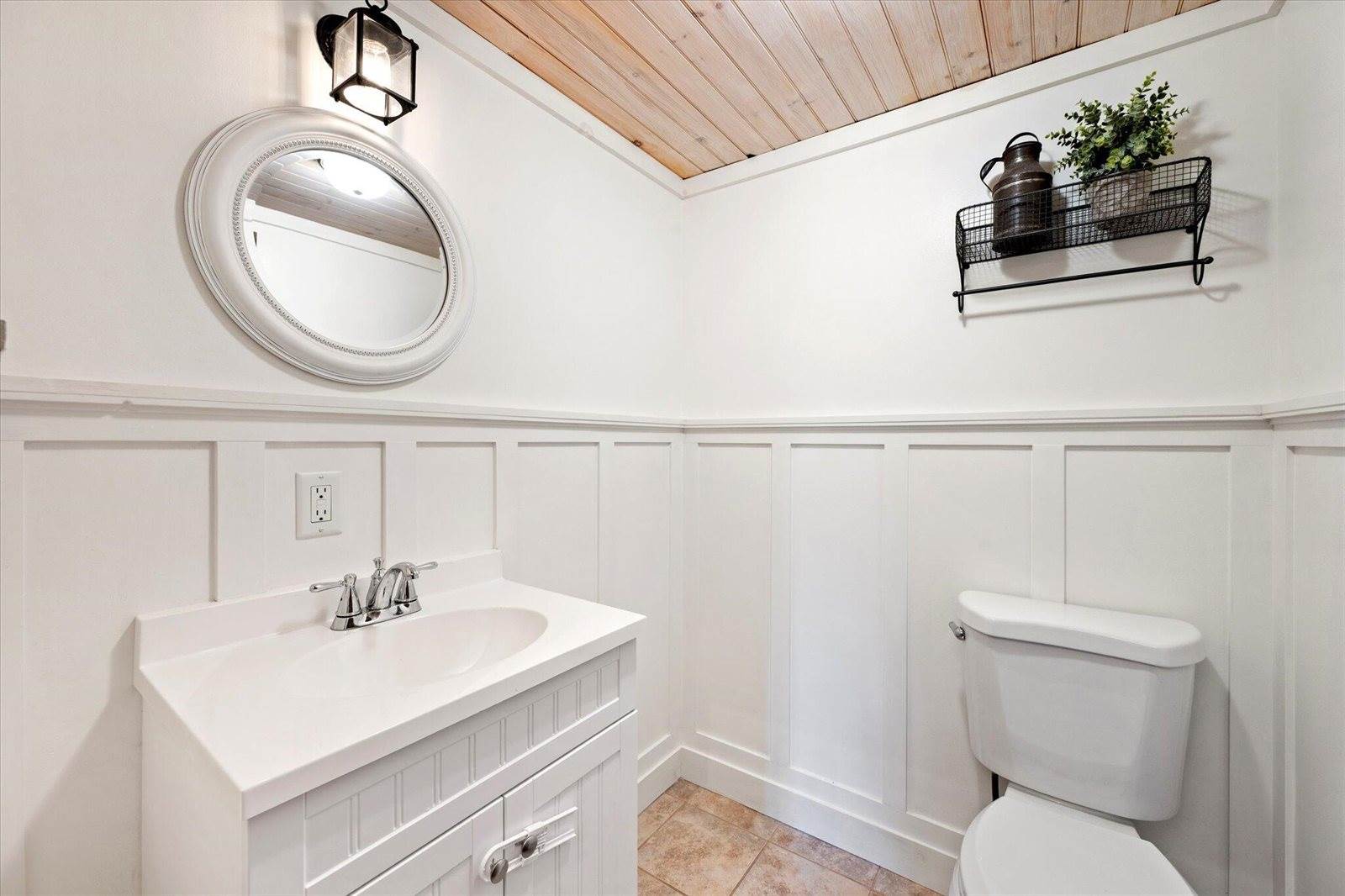 598 Cook Road, Carmel, ME 04419