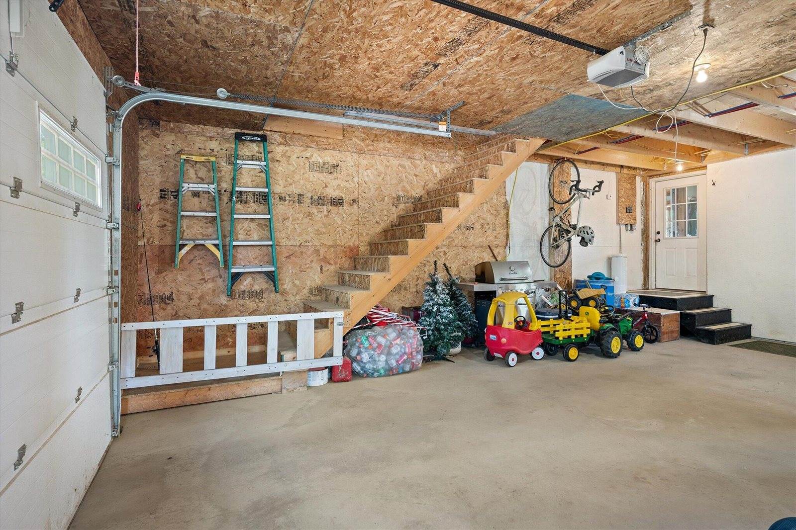 598 Cook Road, Carmel, ME 04419