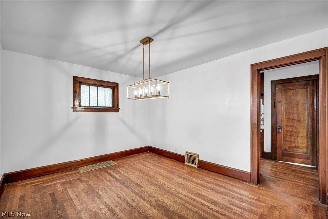 1940 East 34th Street, Lorain, OH 44055