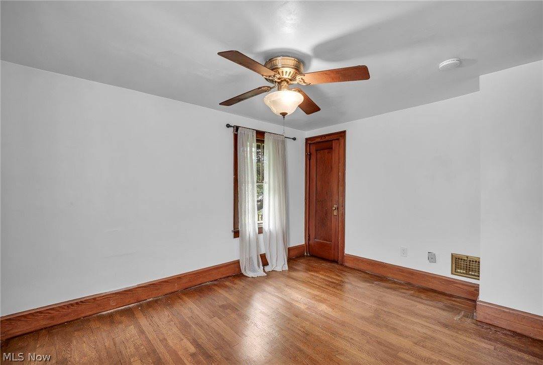 1940 East 34th Street, Lorain, OH 44055