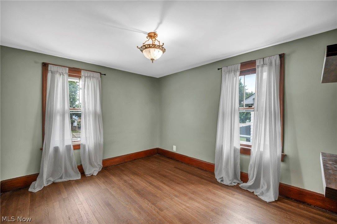 1940 East 34th Street, Lorain, OH 44055