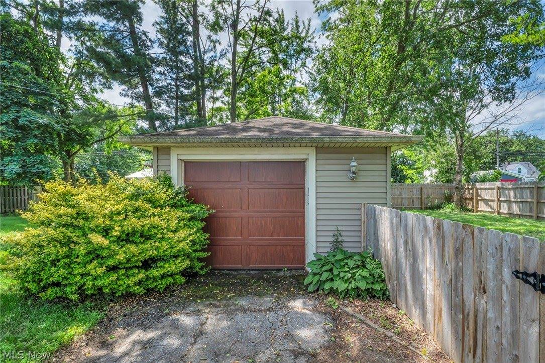 1940 East 34th Street, Lorain, OH 44055