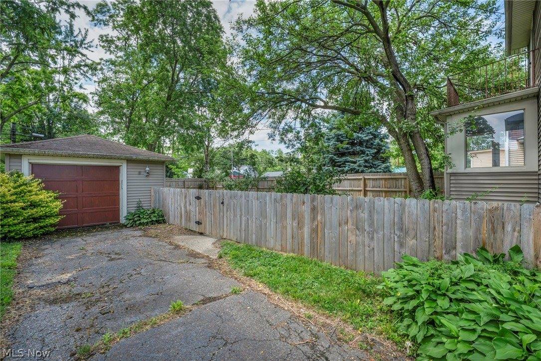 1940 East 34th Street, Lorain, OH 44055