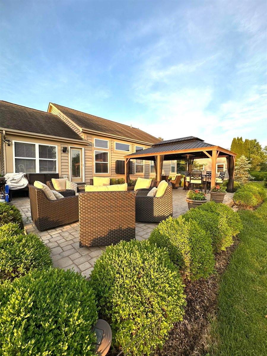 2025 Alum Village Drive, Lewis Center, OH 43035