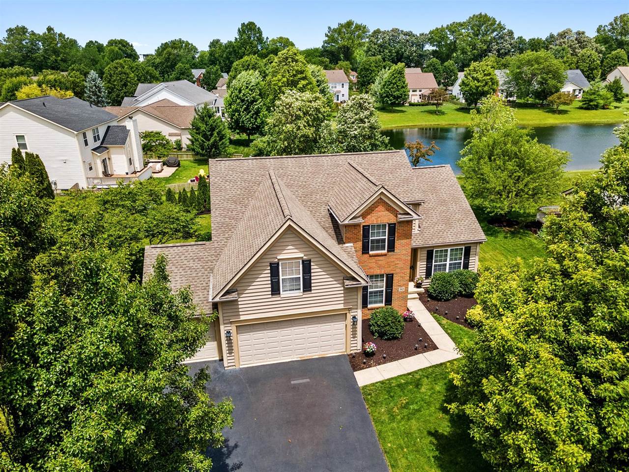 2025 Alum Village Drive, Lewis Center, OH 43035