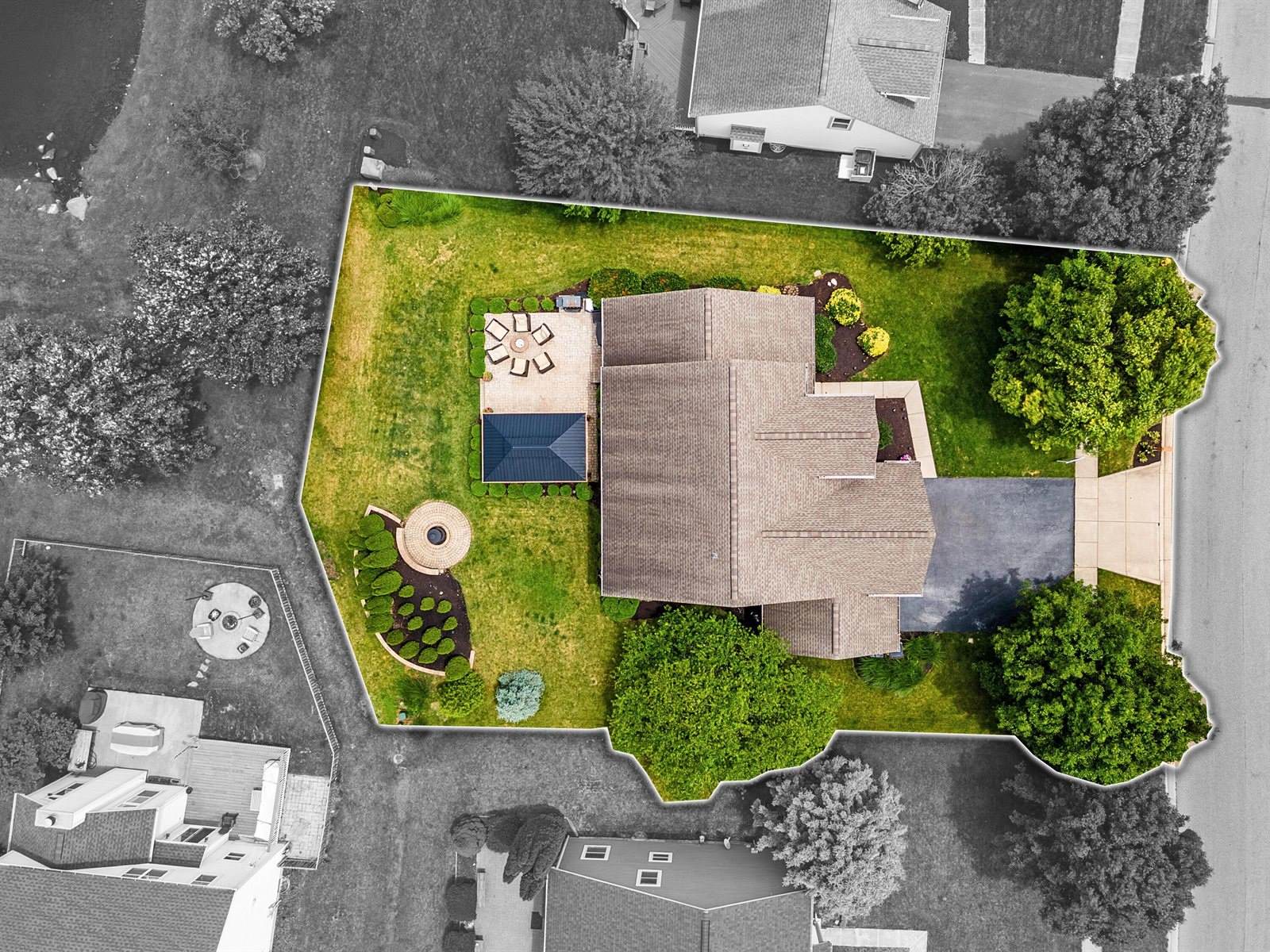 2025 Alum Village Drive, Lewis Center, OH 43035