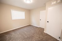 2901 N Virginia Avenue, Muncie, IN 47303