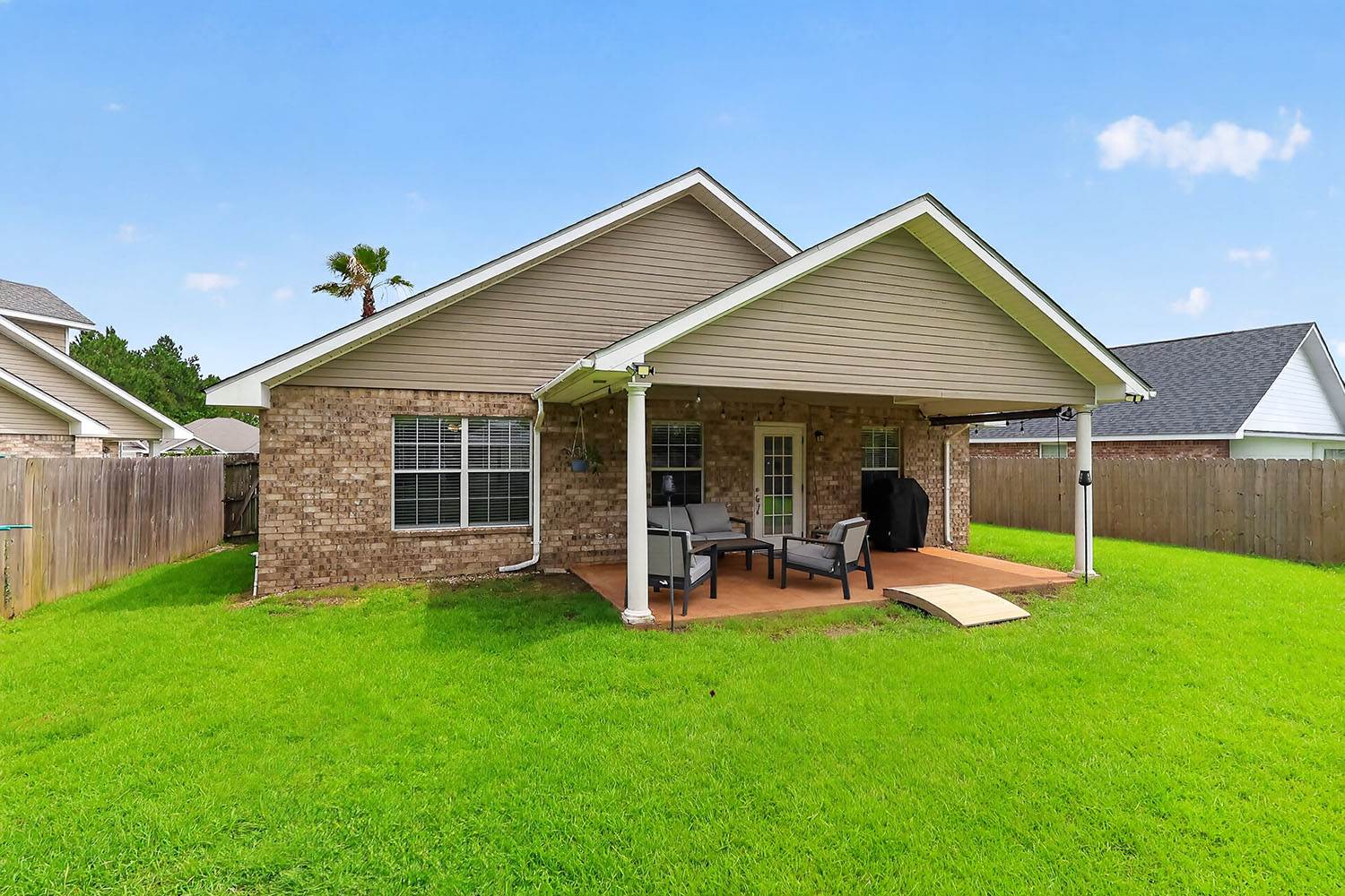 3723 Springwood Lane, Ocean Springs, MS 39564
