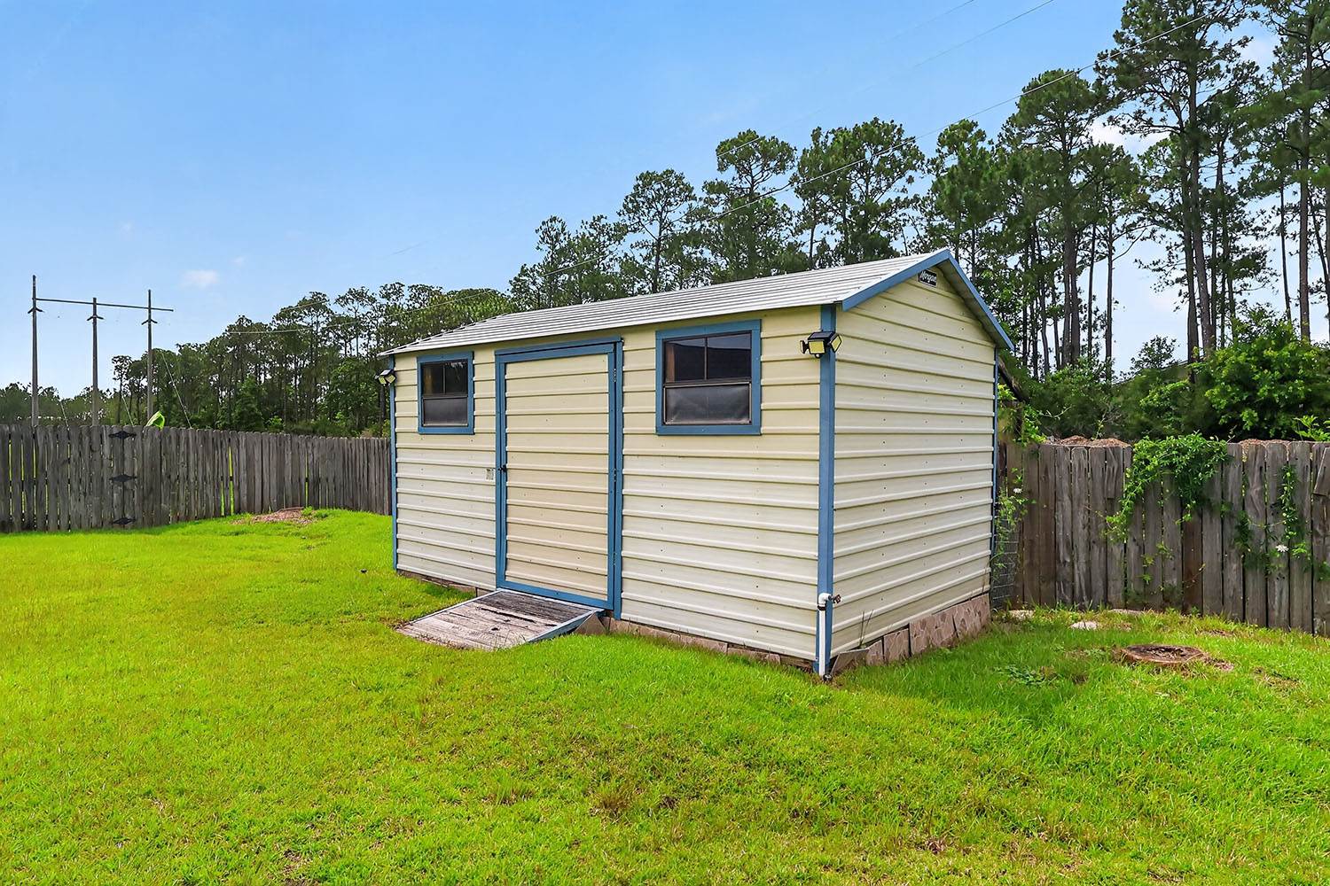 3723 Springwood Lane, Ocean Springs, MS 39564