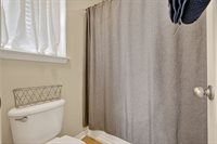 3723 Springwood Lane, Ocean Springs, MS 39564