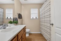 3723 Springwood Lane, Ocean Springs, MS 39564