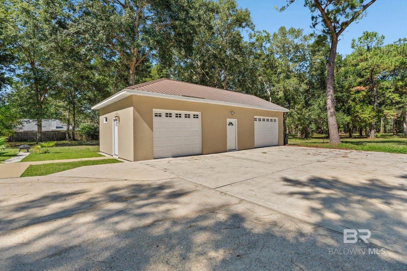 19275 County Road 8, Gulf Shores, AL 36542