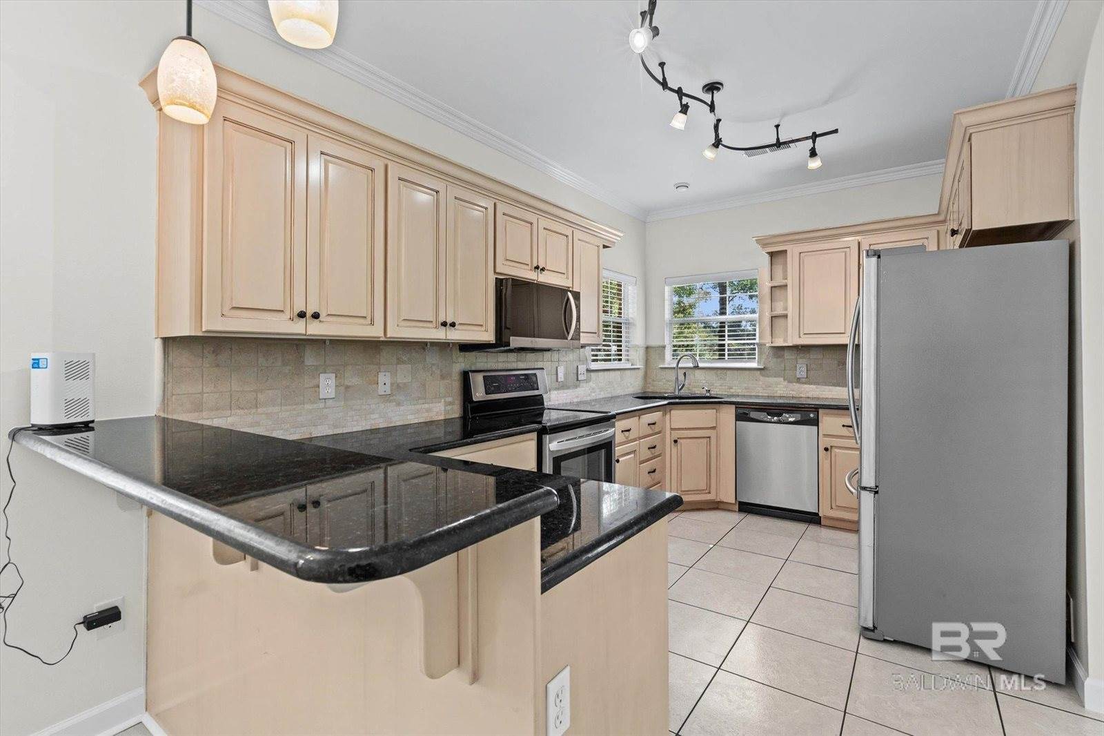 19275 County Road 8, Gulf Shores, AL 36542