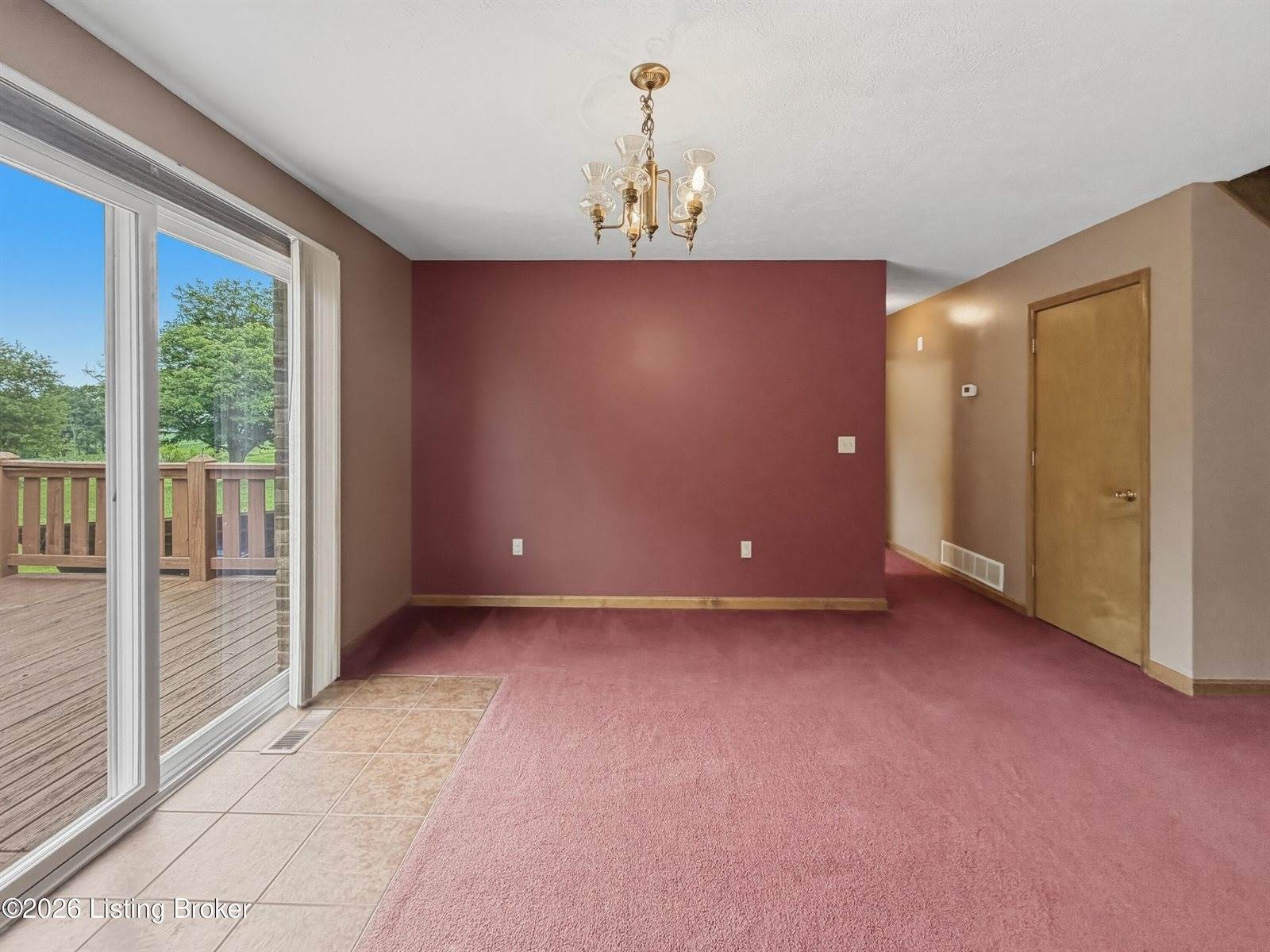 65 Brenda Ct, Brandenburg, KY 40108