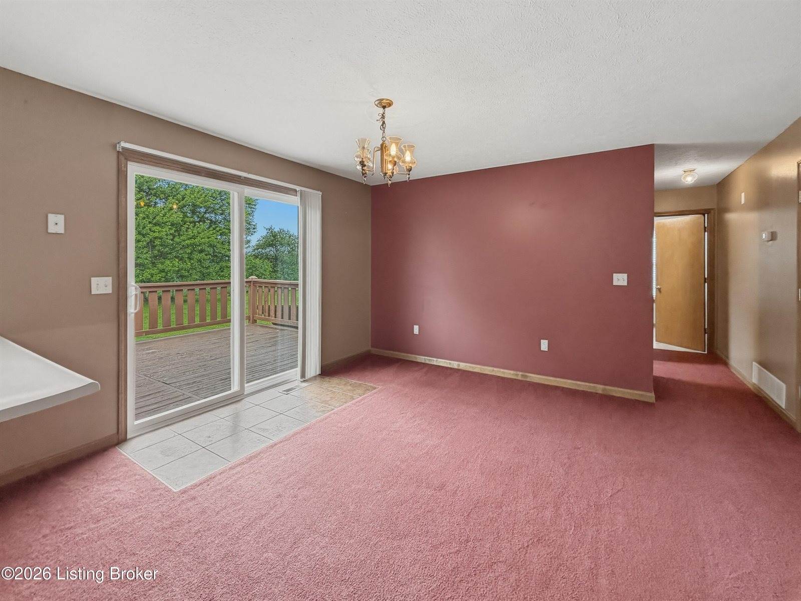 65 Brenda Ct, Brandenburg, KY 40108