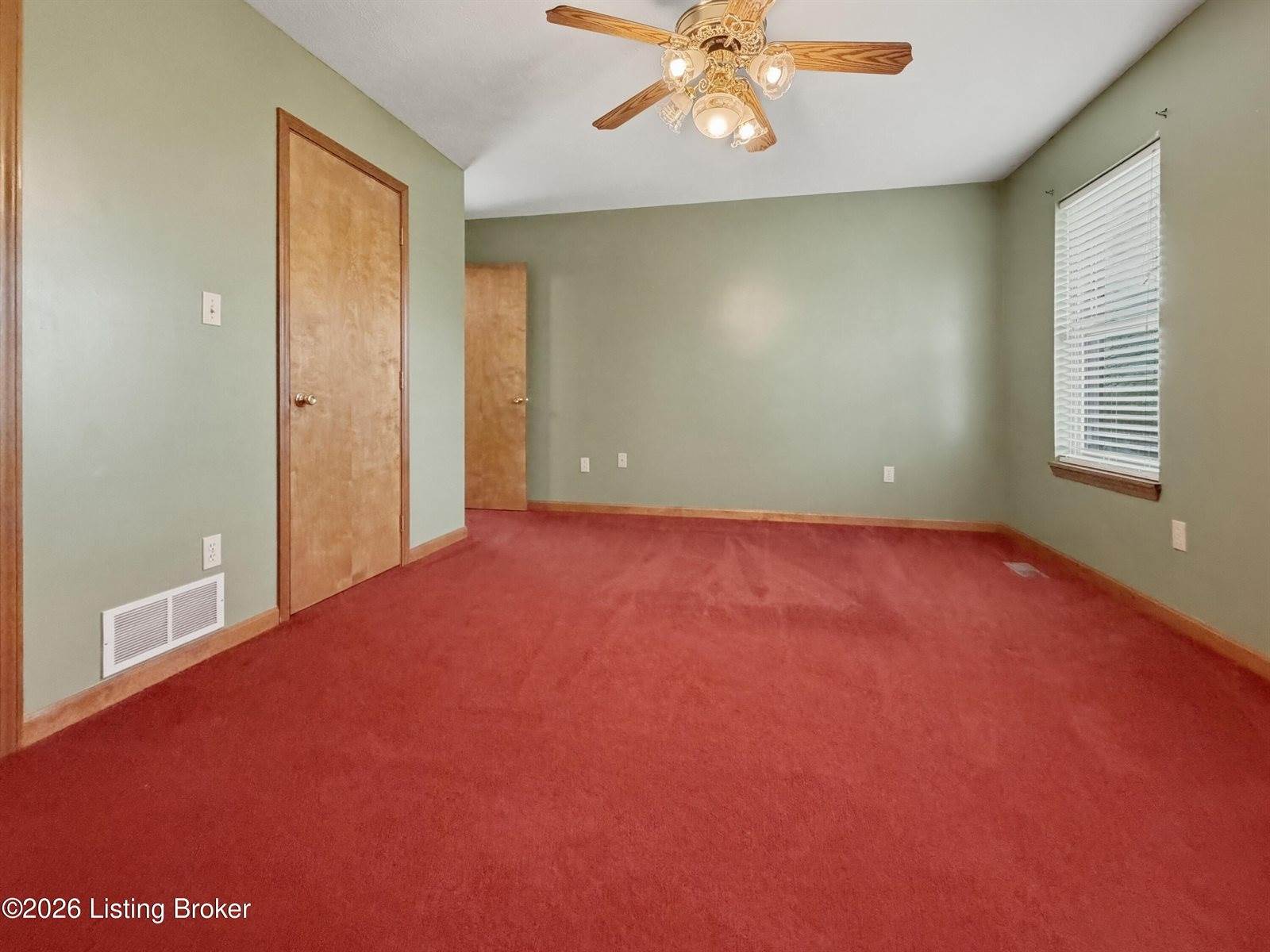 65 Brenda Ct, Brandenburg, KY 40108