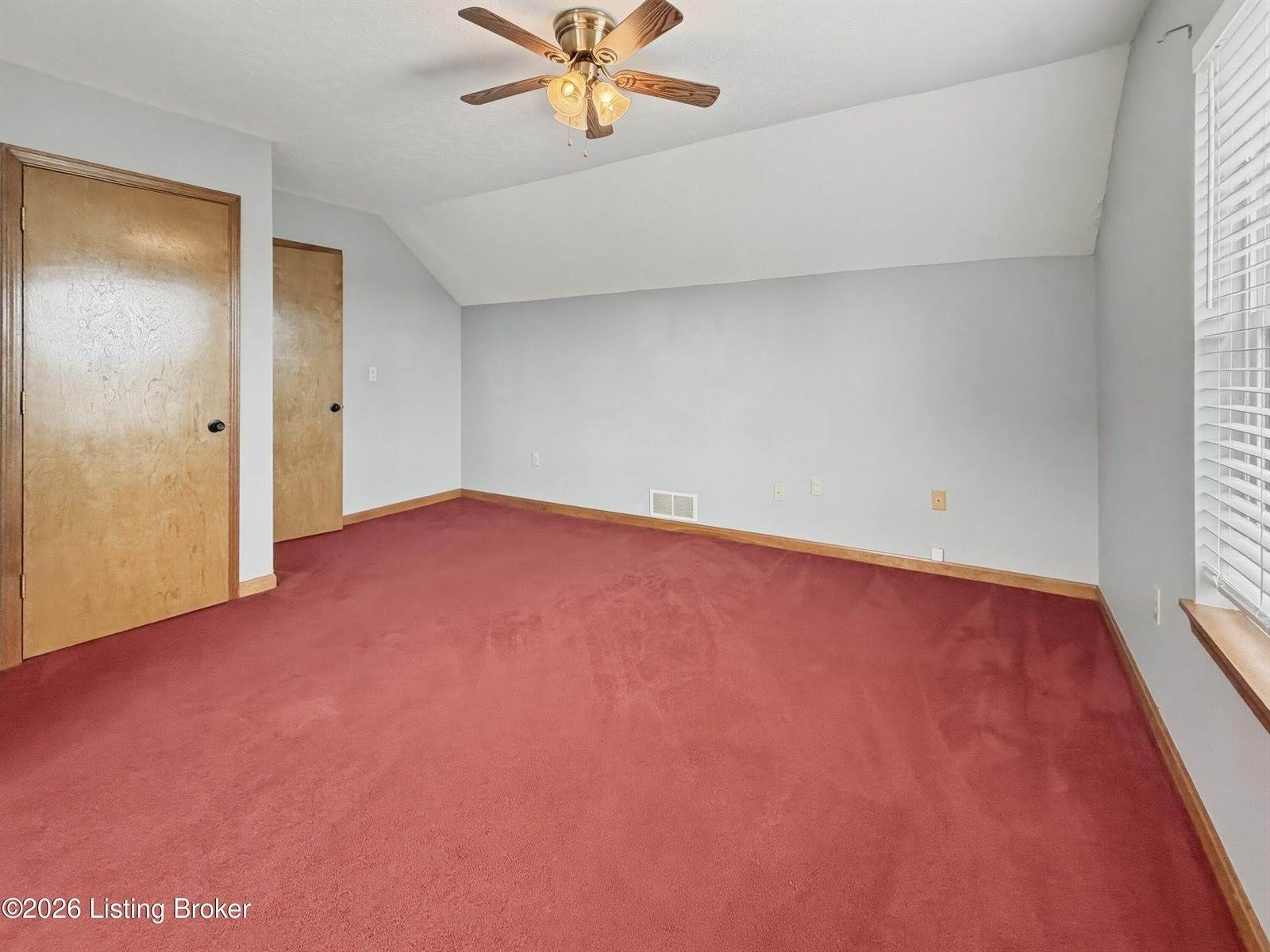 65 Brenda Ct, Brandenburg, KY 40108