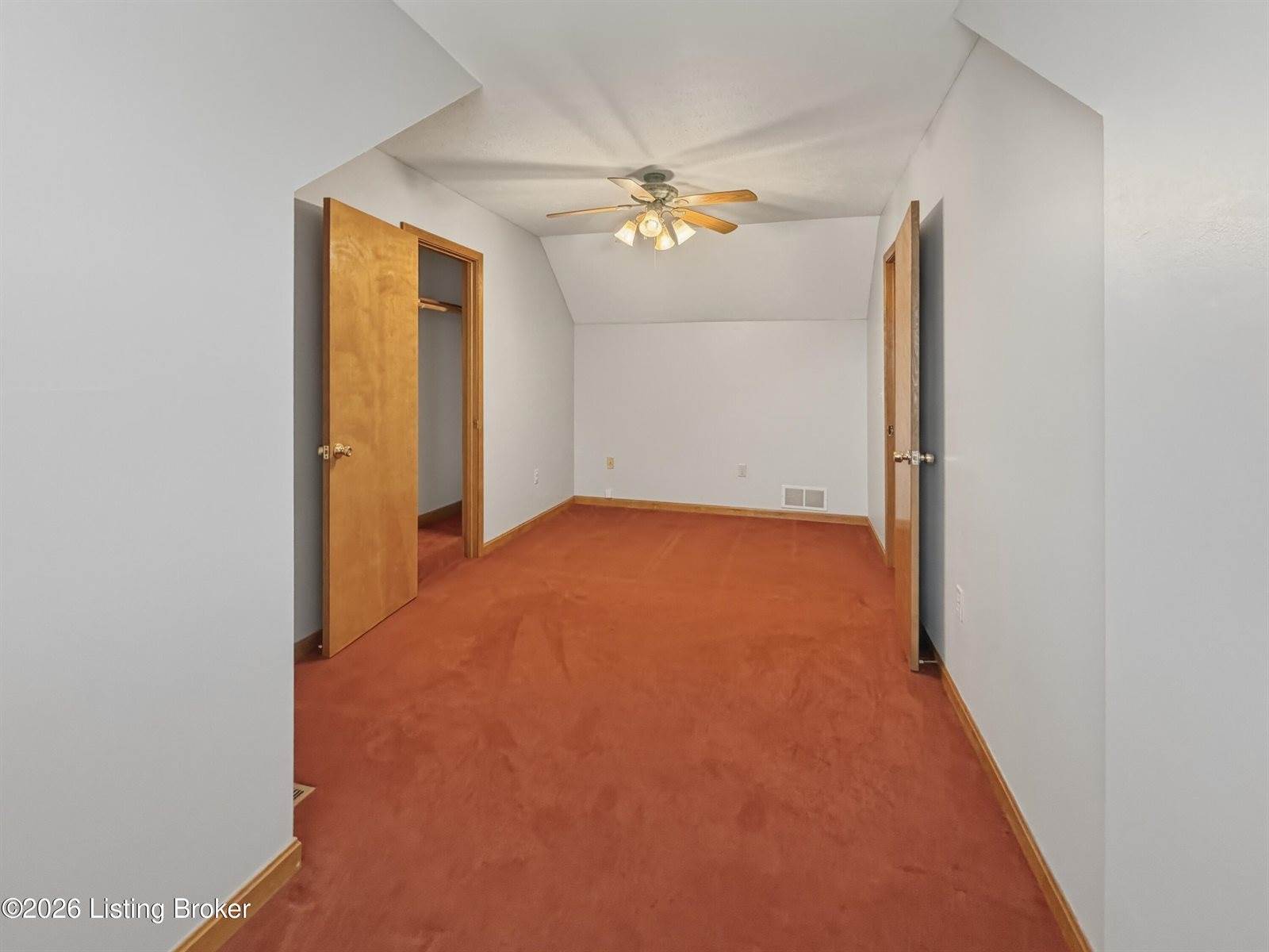 65 Brenda Ct, Brandenburg, KY 40108