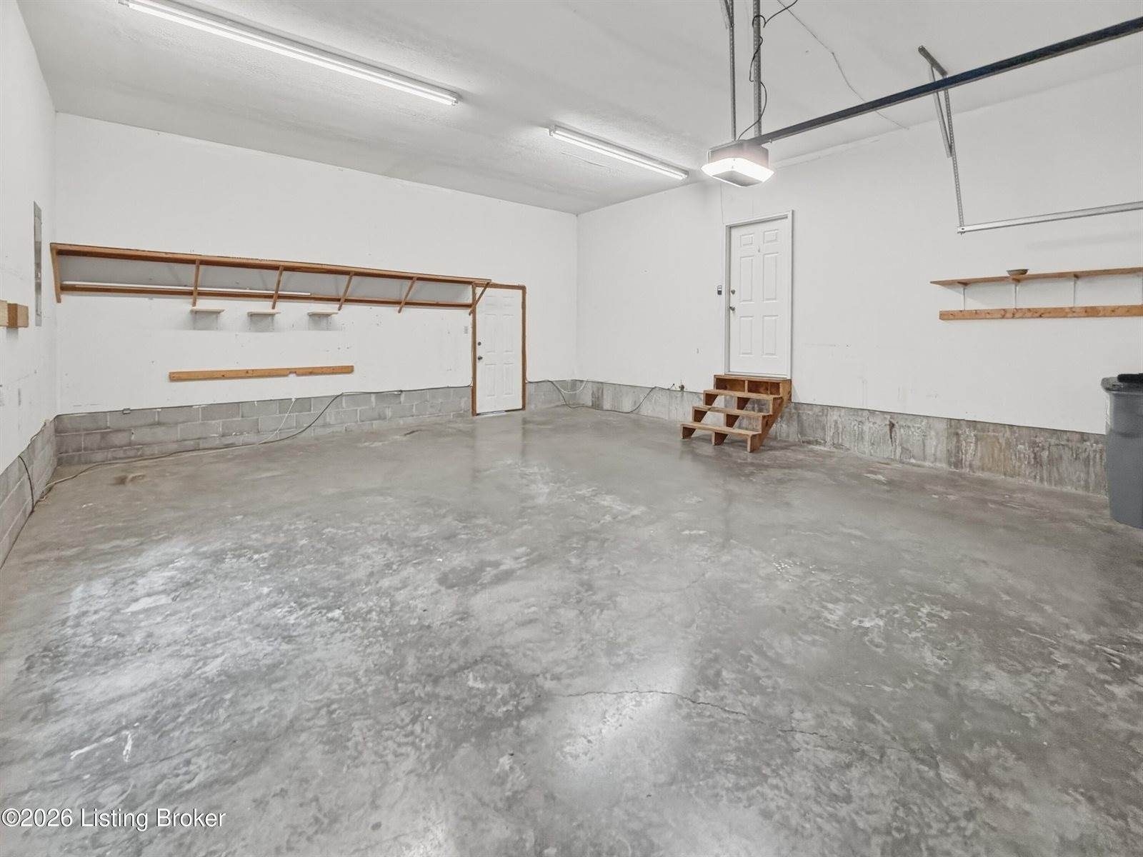 65 Brenda Ct, Brandenburg, KY 40108