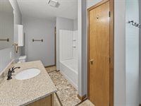 65 Brenda Ct, Brandenburg, KY 40108