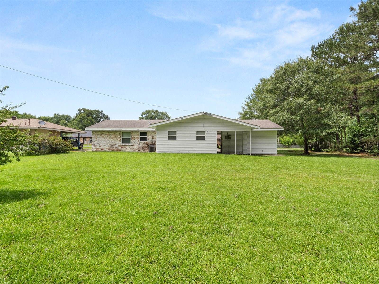 113 Azalea Ave, DeRidder, LA 70634