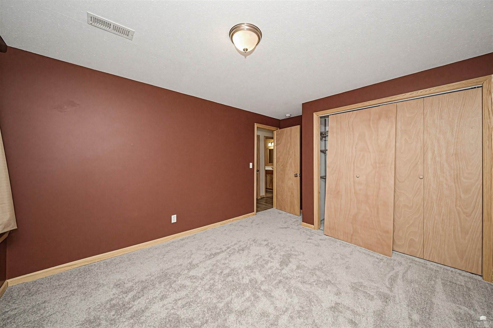 2129 Deer Trail, Junction City, KS 66441