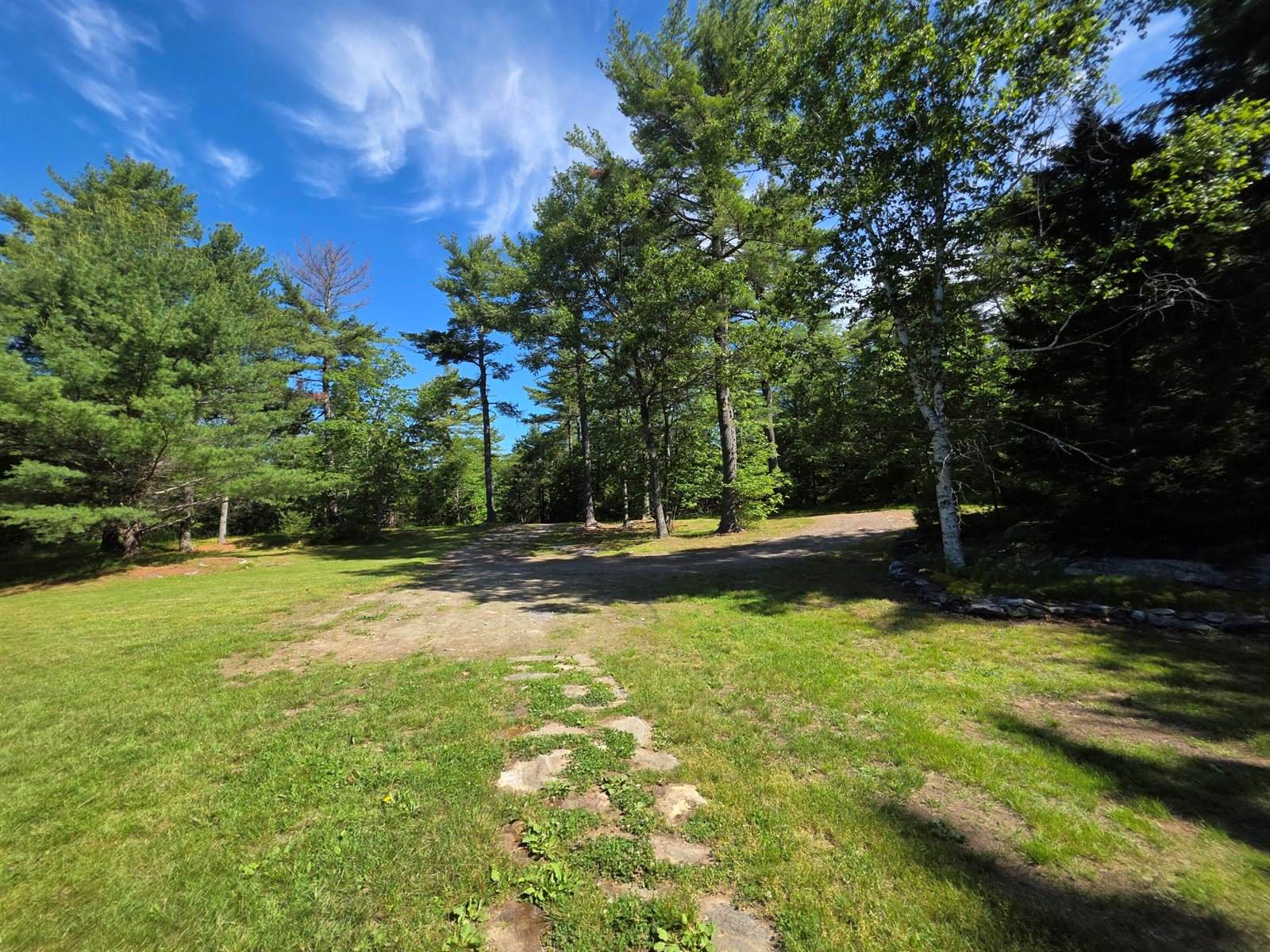 12 Nonesuch Lane, Bristol, ME 04539