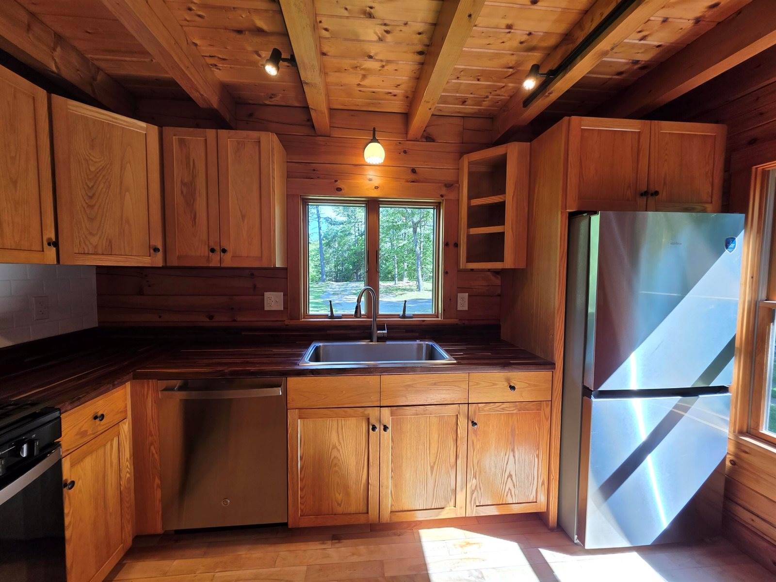 12 Nonesuch Lane, Bristol, ME 04539