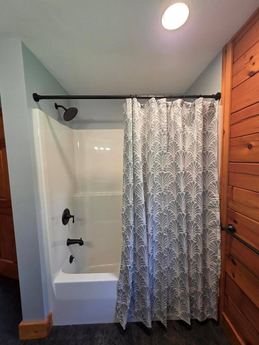 12 Nonesuch Lane, Bristol, ME 04539
